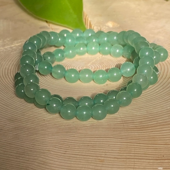 Green Aventurine Beaded Bracelet - Picture 2 of 3